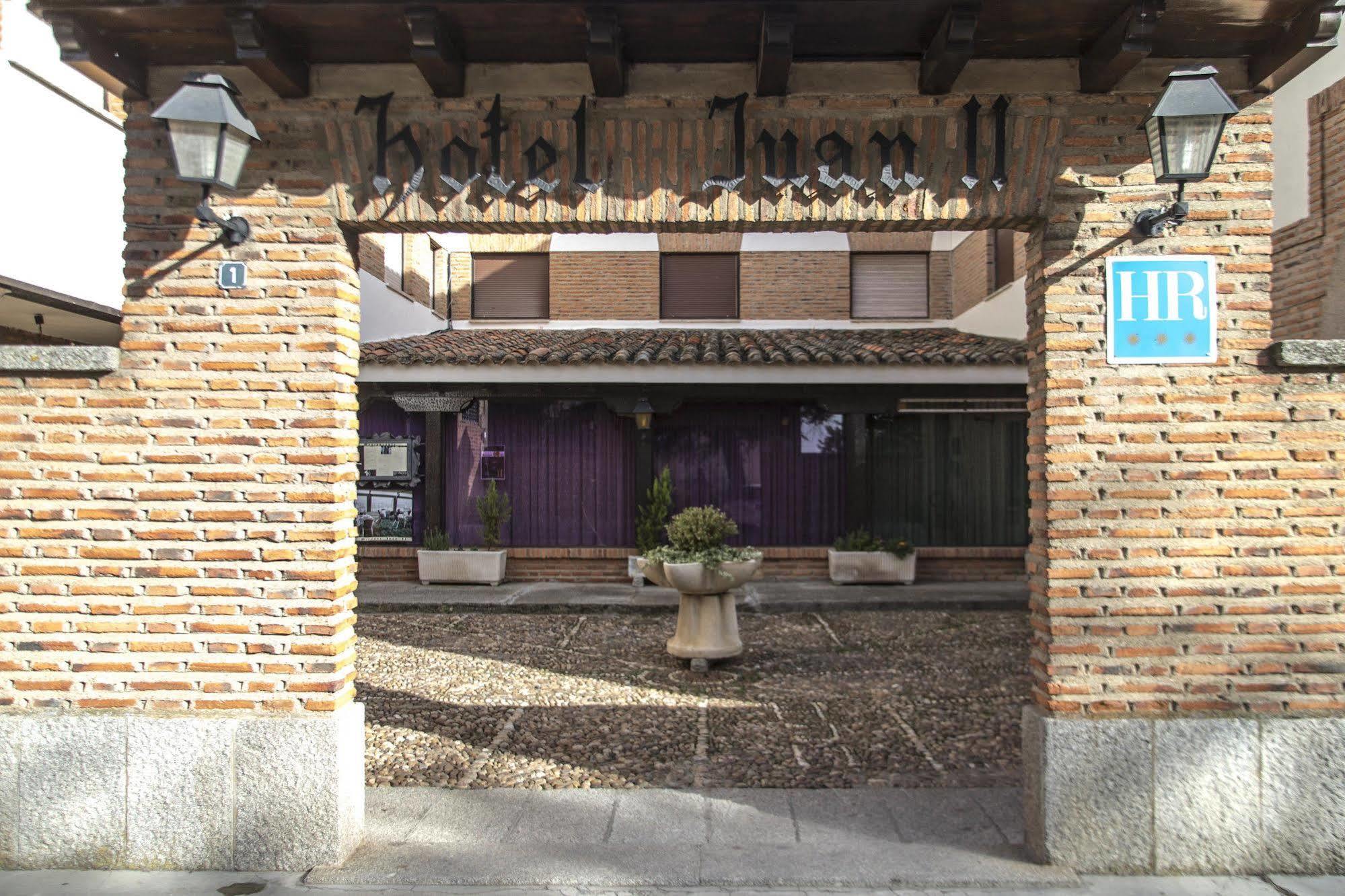 Hospedium Hotel Juan II Toro Exterior photo